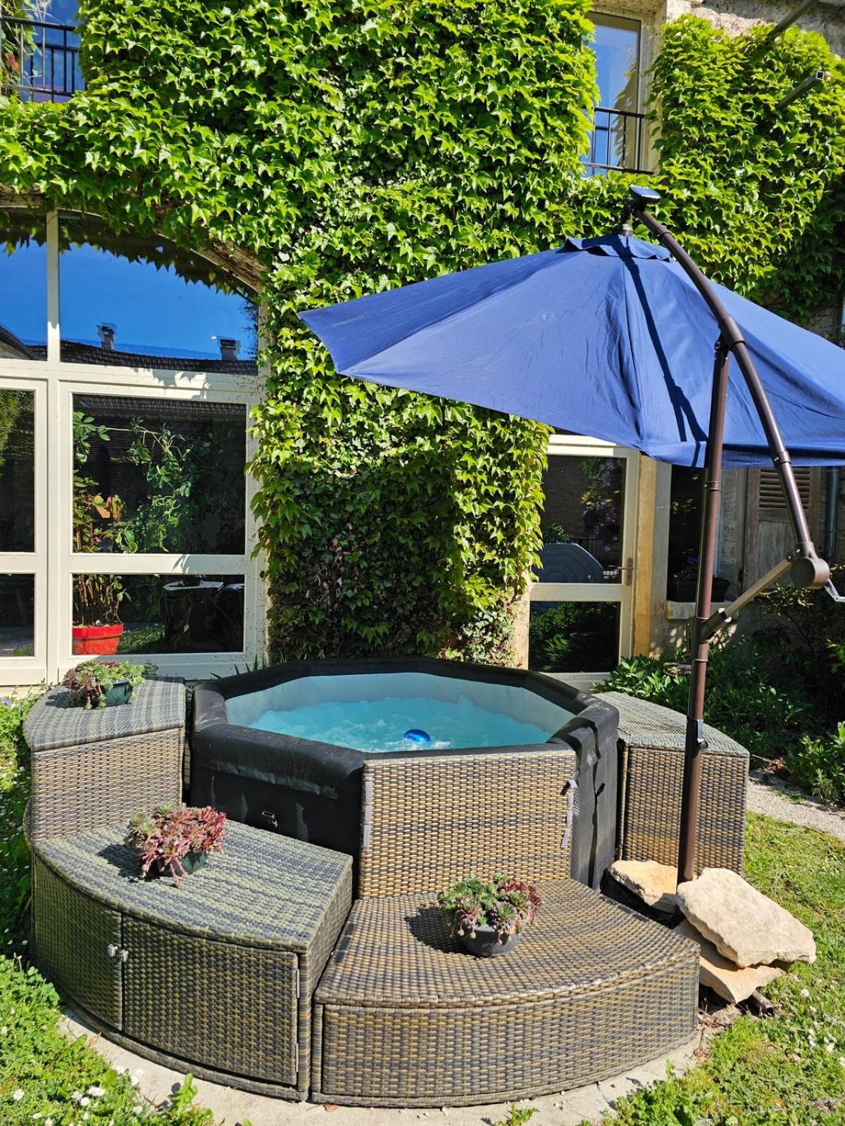La Cote Monsieur Guest House Sanvigne Exterior photo